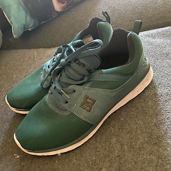 DC sneakers US 7,5 - Picture 1 of 3